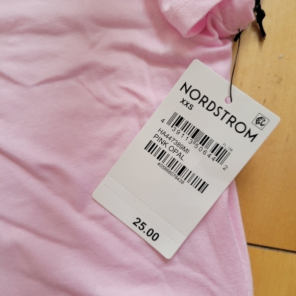 2 Tee Shirt short sleeve Nwt - Picture 5 of 5